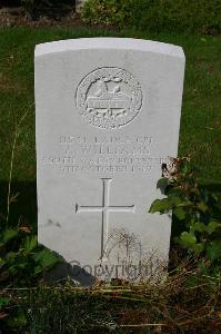 Dozinghem Military Cemetery - Williams, A